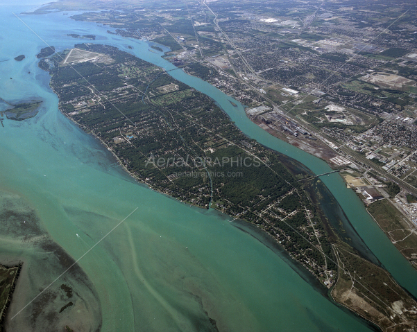 Grosse Ile, looking South in Wayne County, Michigan